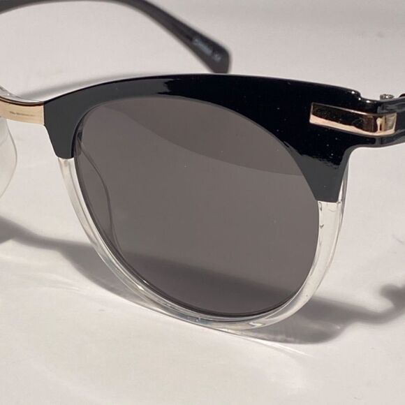 0729 Eyebrow Sunglasses in Black and Clear With Gray Lenses New main image 5